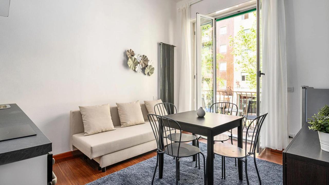 "Violet Dream" - Duomo Citylife Apartment มิลาน ภายนอก รูปภาพ